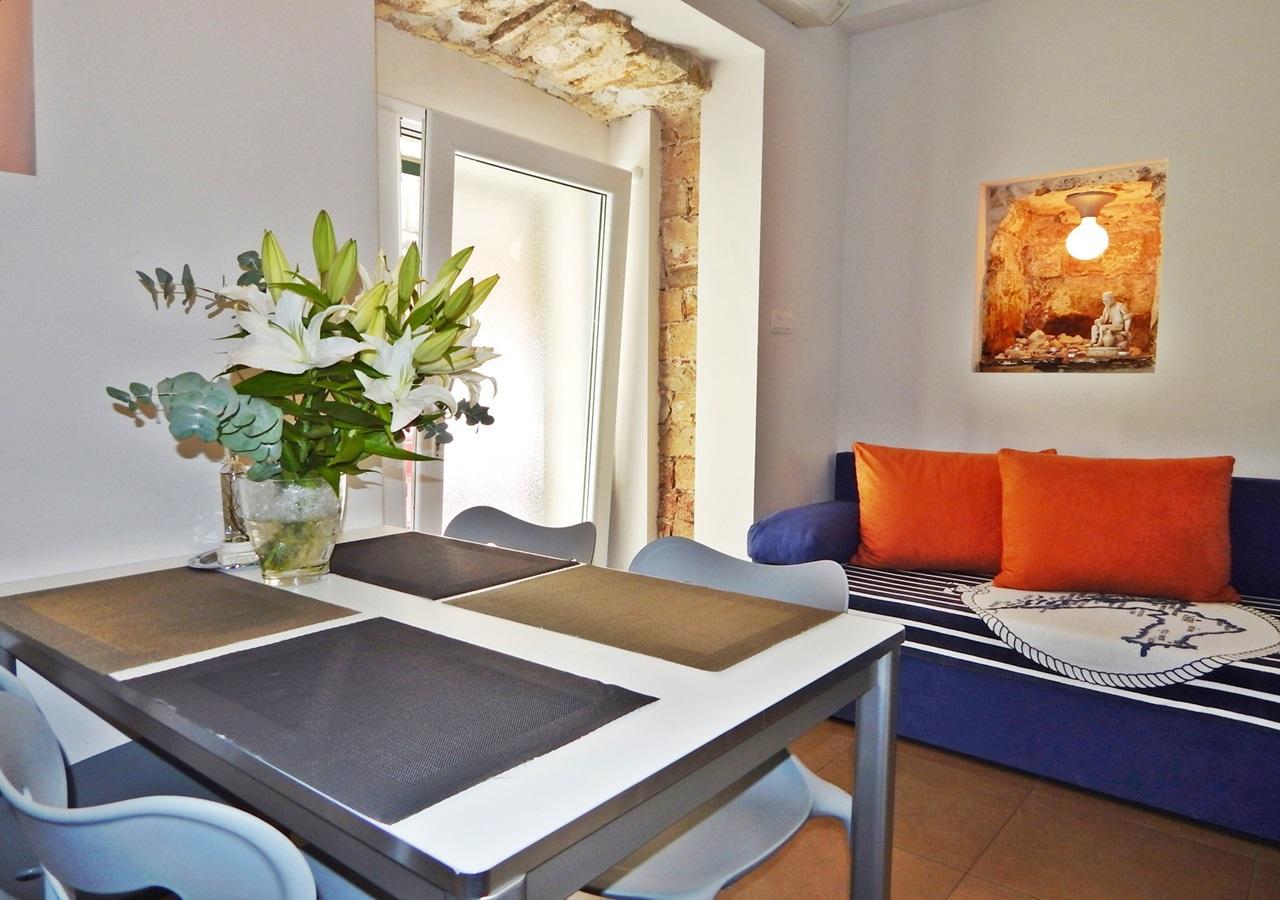 Guest House Varos Сплит Екстериор снимка